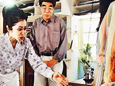 カムカムエヴリバディ8週39話の竹村クリーニング店の平助と和子の画像